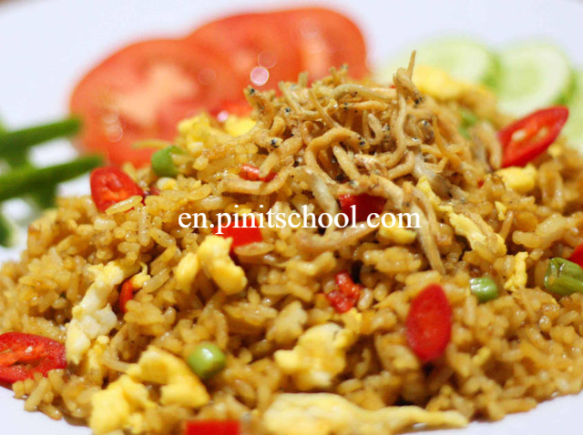 Resep Nasi Goreng Teri Sederhana untuk Sarapan Praktis